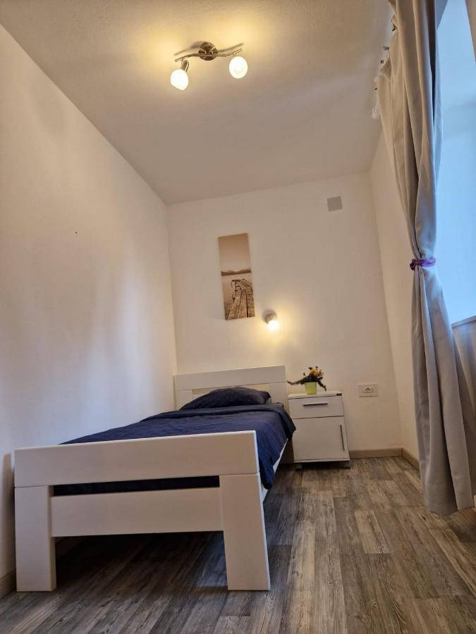Lavanda Apartman 1 Cres Luaran gambar